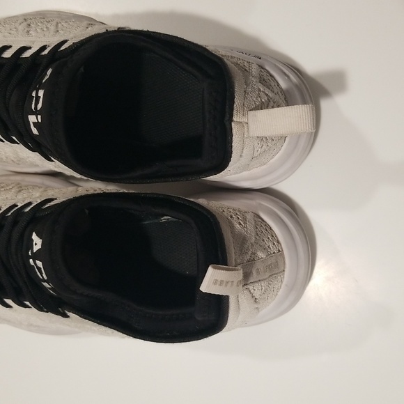 APL Techloom Phantom Running Shoes